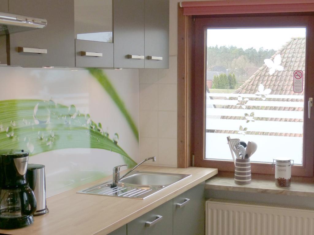 Апартаменты Haus Elbtalaue Блеккеде Экстерьер фото